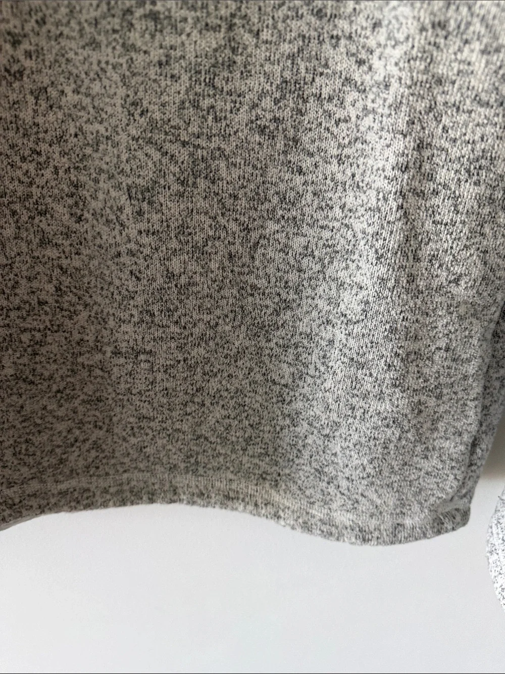 The North Face Men's Light Gray Heather Quarter-Zip Fleece